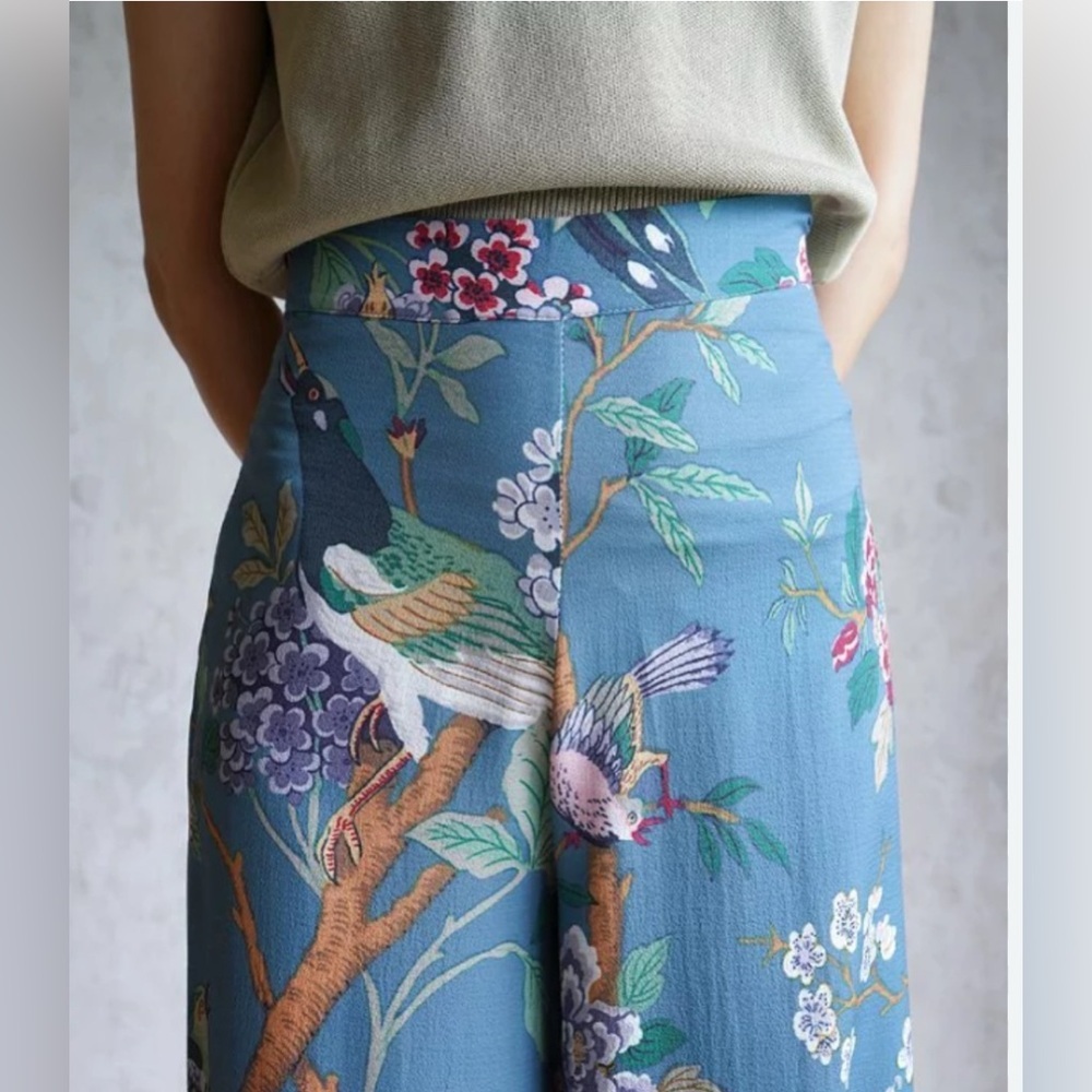 Brand new with tag H&M GP & J Baker Blue Floral Wide-Leg Pants - Picture 2 of 9